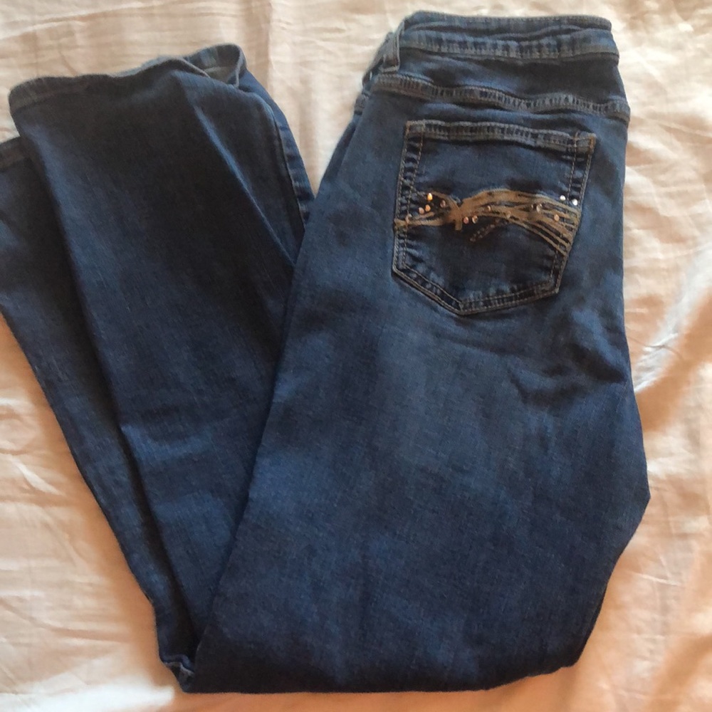 Aura Jeans - Picture 7 of 12